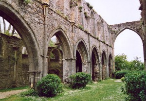 800px-Bretagne_Beauport_Abbaye_08