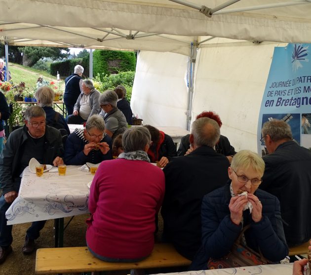 Fête du Moulin restauration (3)